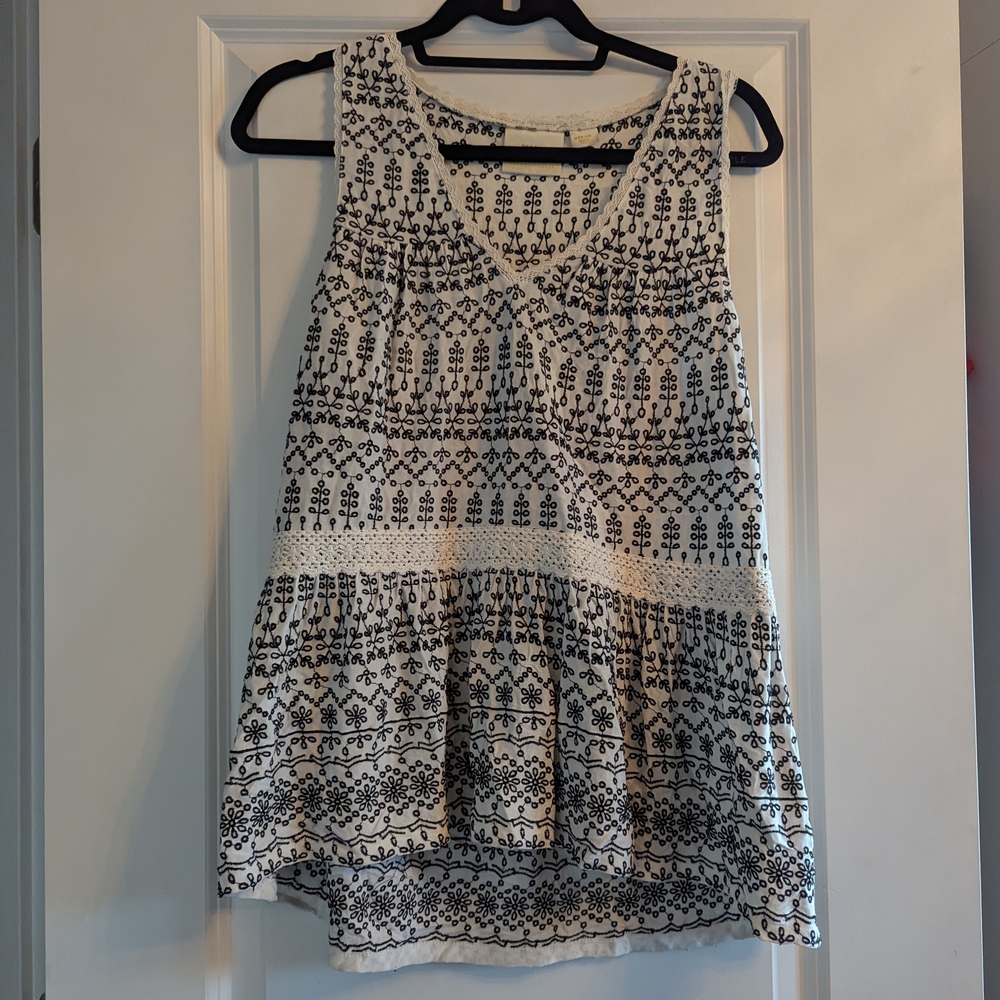 Anthropologie Black and White Sleeveless Tank Top